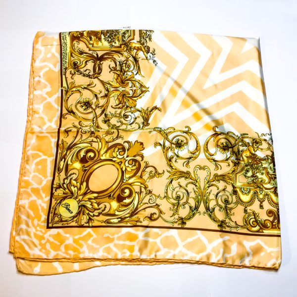 xpS1gX+%TIanBQ+VTu7rNA روسری ابریشم طرح دار زنانه
