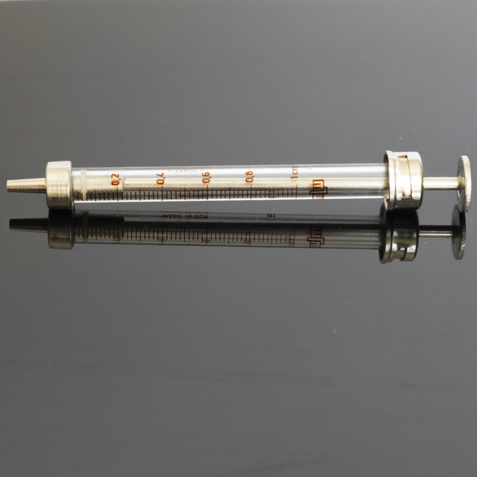 سرنگ فلزی شیشه ای انسولین آلمانی 0,8cm3 32 IE Glass Syringe Insulin Germany (کپی)