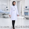 روپوش پزشکی زنانه مدل گلسا با طراحی شیک و ظاهر حرفه‌ای مناسب مطب و کلینیک